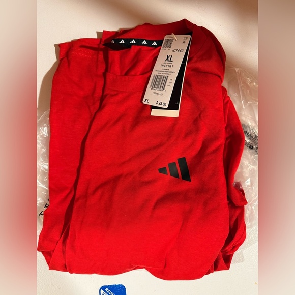 Adidas Men's Training T Shirt - Picture 2 of 3